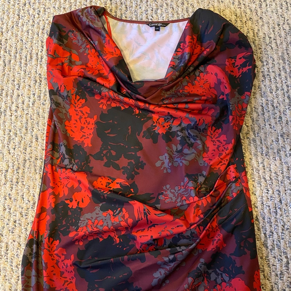 🍓3 for $35🍓 floral low neck long bottom shirt